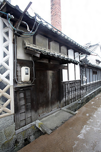 旧苅田家住宅（岡山県津山市勝間田町） 巽門及び浴室