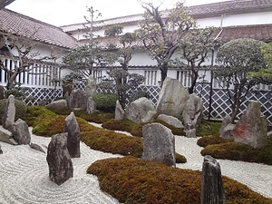 前垣氏庭園（寿延庭）