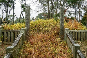 讃留霊王神社玉垣 さるれおじんじゃたまがき
