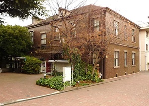 旧島津家本邸 事務所