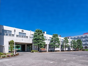 甲南女子中学校・高等学校管理棟