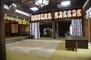 榊山八幡神社拝殿及び幣殿 さかきやまはちまんじんじゃはいでんおよびへいでん
