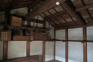 旧上田家住宅内蔵 きゅううえだけじゅうたくうちぐら
