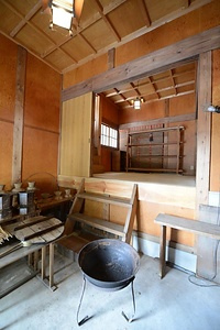 蚊屋島神社神饌所及び渡廊 かやしまじんじゃしんせんしょおよびわたろう