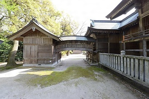 蚊屋島神社神饌所及び渡廊