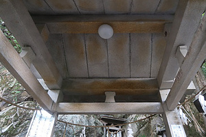 太郎坊宮阿賀神社不動明王拝所 たろうぼうぐうあがじんじゃふどうみょうおうはいしょ