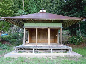 釣井薬師堂