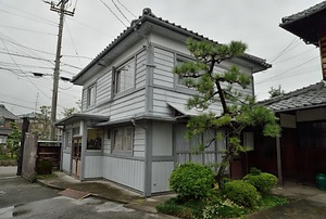 葛利毛織工業株式会社事務所