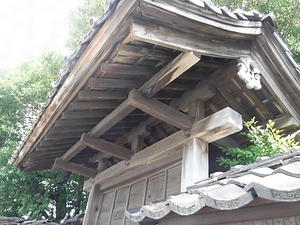 旧藤村家住宅（田村家住宅）表門 きゅうふじむらけじゅうたく（たむらけじゅうたく）おもてもん