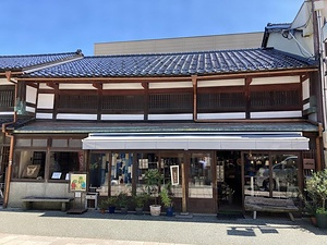 旧新保商店店舗