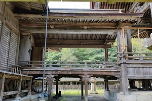 中山神社幣殿
