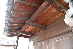 鷹津家住宅表門及び塀 たかつけじゅううたくおもてもんおよびへい