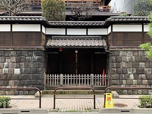 高畠家住宅正門