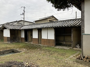 漆原家住宅水肥納屋