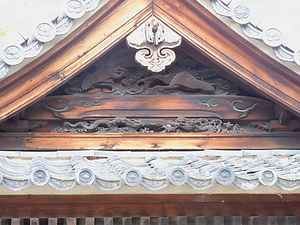 牛田八幡社中殿及び袖廊 うしだはちまんしゃちゅうでんおよびそでろう