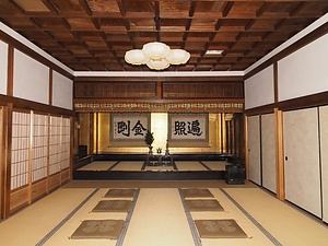 常喜院拝殿 じょうきいんはいでん