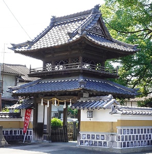 妙蓮寺鐘楼門