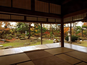 静川園