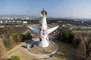 太陽の塔