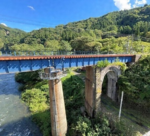 ＩＧＲいわて銀河鉄道第九馬淵川橋梁（上り線）