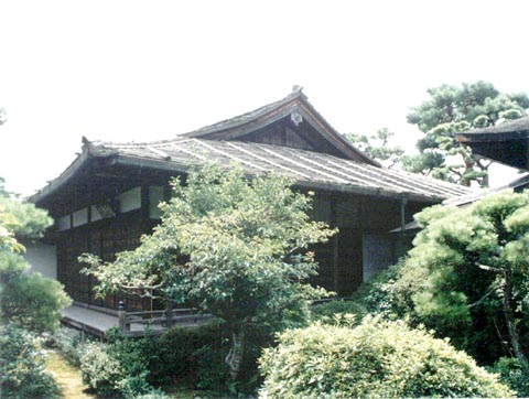56 Horyu-ji Shi-in (Monastery) Saion-in Kyakuden [38]