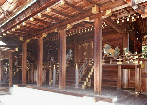 A-5 Kamowakeikazuchi-jinja