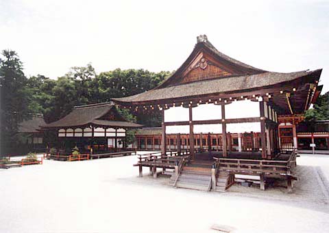 B-16 Kamomioya-jinja