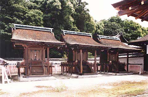 B-21 Kamomioya-jinja