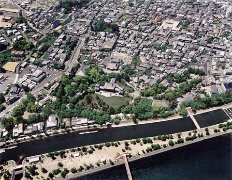 H-2 Aerial view of Byodo-in