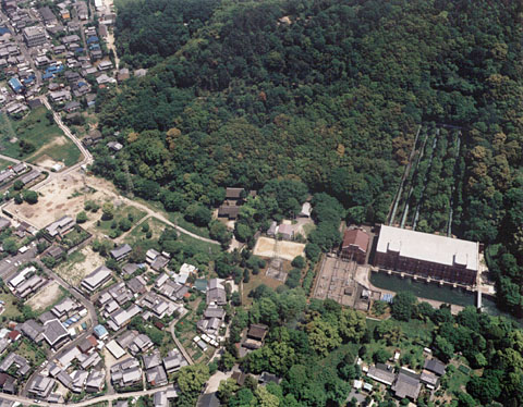 I-2 Aerial view of Ujigami-jinja