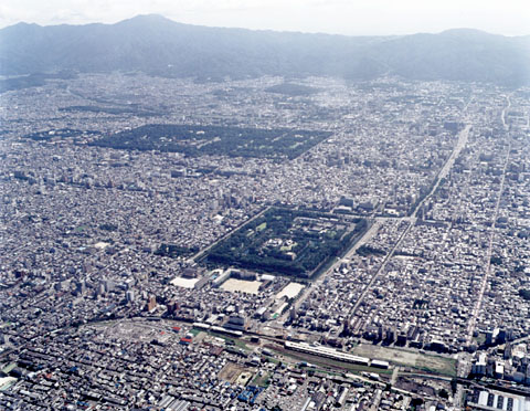 Q-1 Aerial view of Nijo-jo