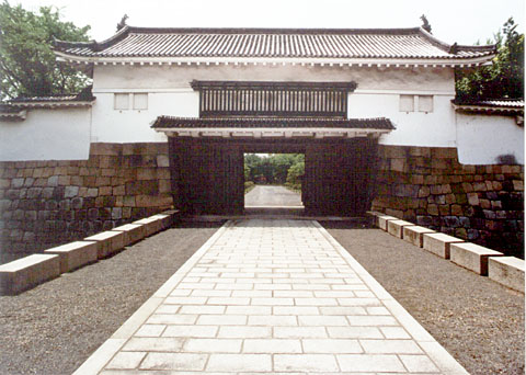Q-22 Nijo-jo Ninomaru