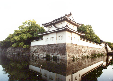 Q-24 Nijo-jo Ninomaru