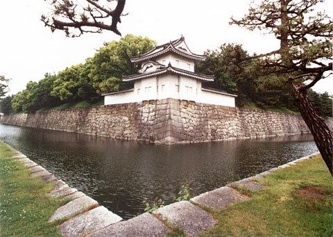 Q-25 Nijo-jo Ninomaru