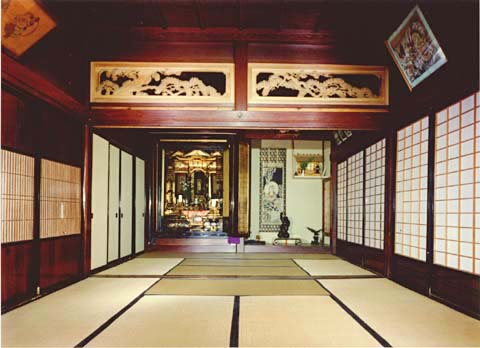 3-12. Ainokura Village: Ikehata House, Butsuma (room for Buddhist altar)