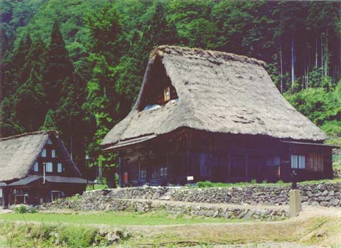 3-19. Ainokura Village: Sonen-ji (Buddhist Temple) main hall