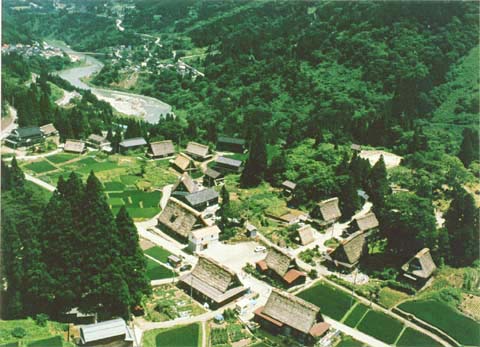 3-2. Ainokura Village: aerial view from the west