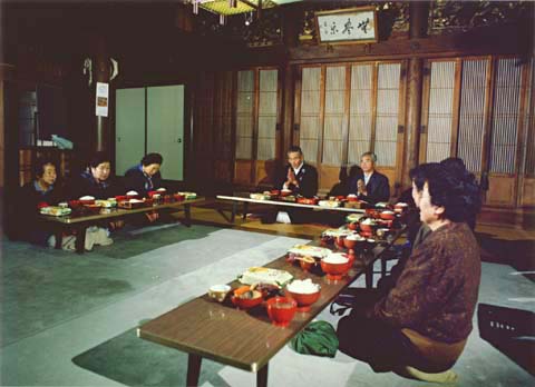 5-23. Ho-on-ko (Buddhist ceremony), Ainokura Village