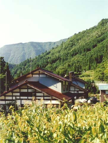 7-9. Disappearance of the Gashho Style: Shirakawa-Mura, Ashikura Village, 1994